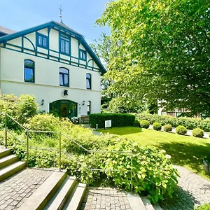 Remise Am Suellberg - Kleine, Feine In Blankenese Hamburg